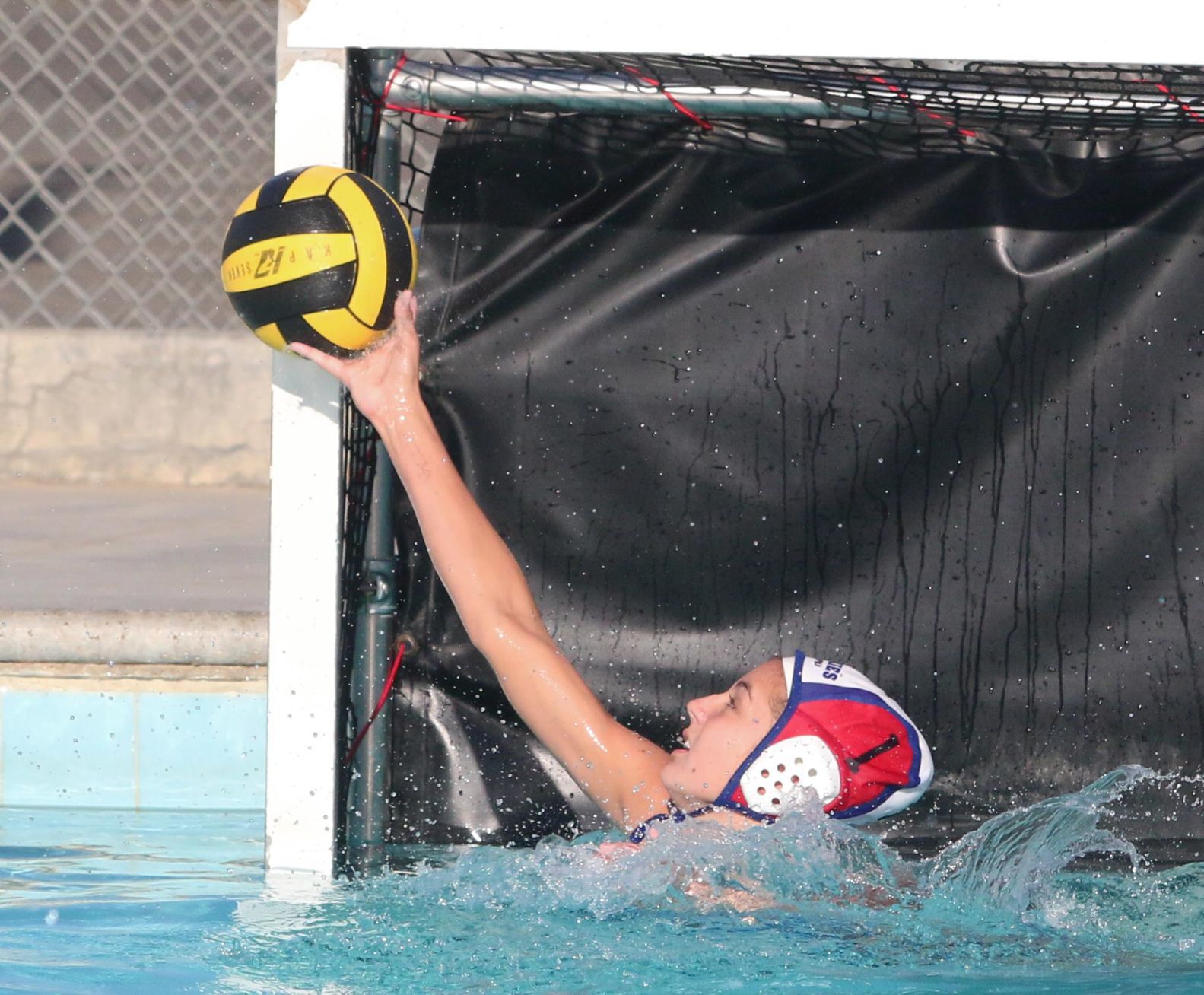 Huskies’ defense clamps down in win against Bullpups
